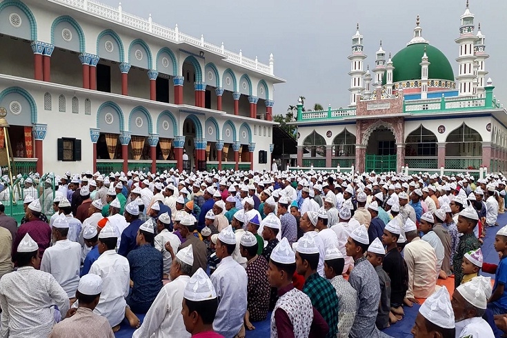 আগামীকাল চট্টগ্রামের অর্ধশতাধিক গ্রামে পালিত হবে ঈদ 